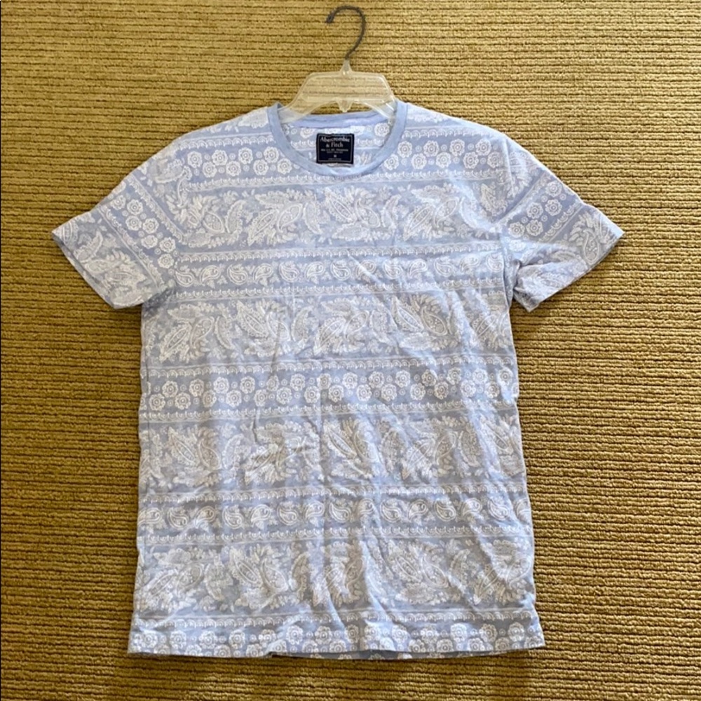 A&F tshirt